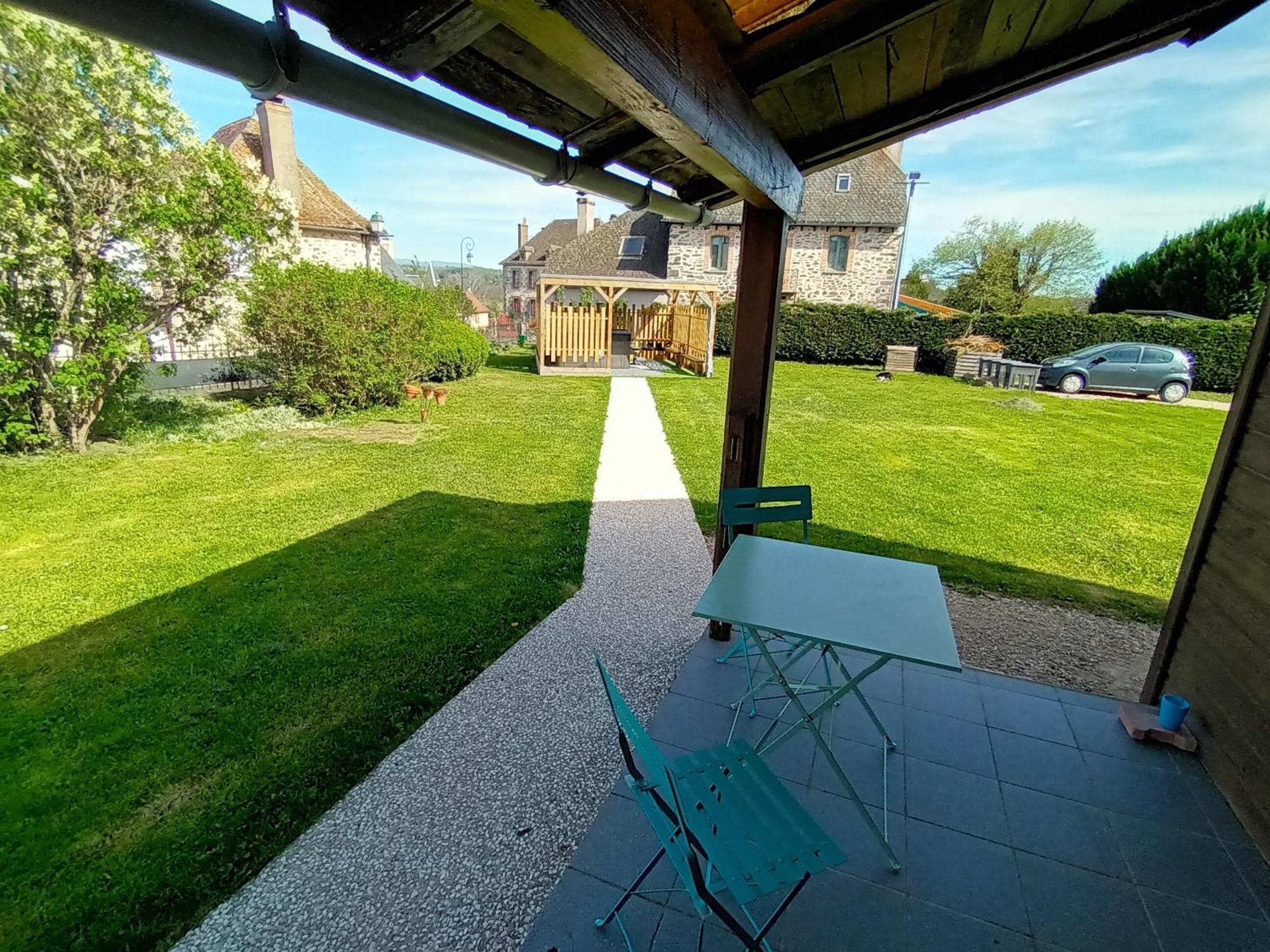 Le Miraillet, Chambre Hote Saint-Illide Exterior foto